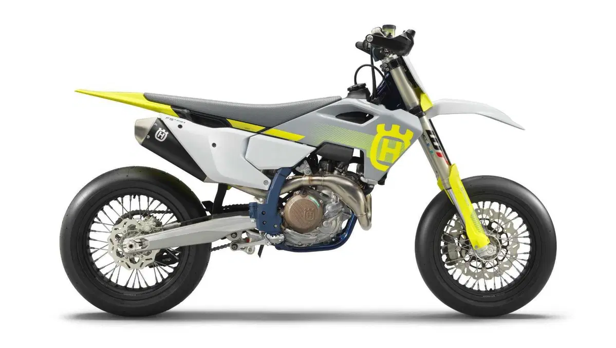 Husqvarna Motorcycles presenta la nuova FS 450 2024 (5)