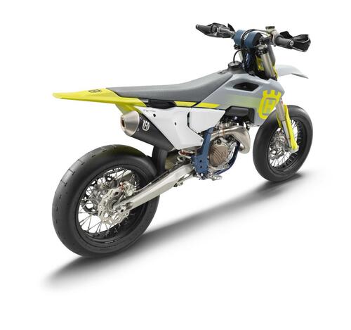 Husqvarna Motorcycles presenta la nuova FS 450 2024 (6)