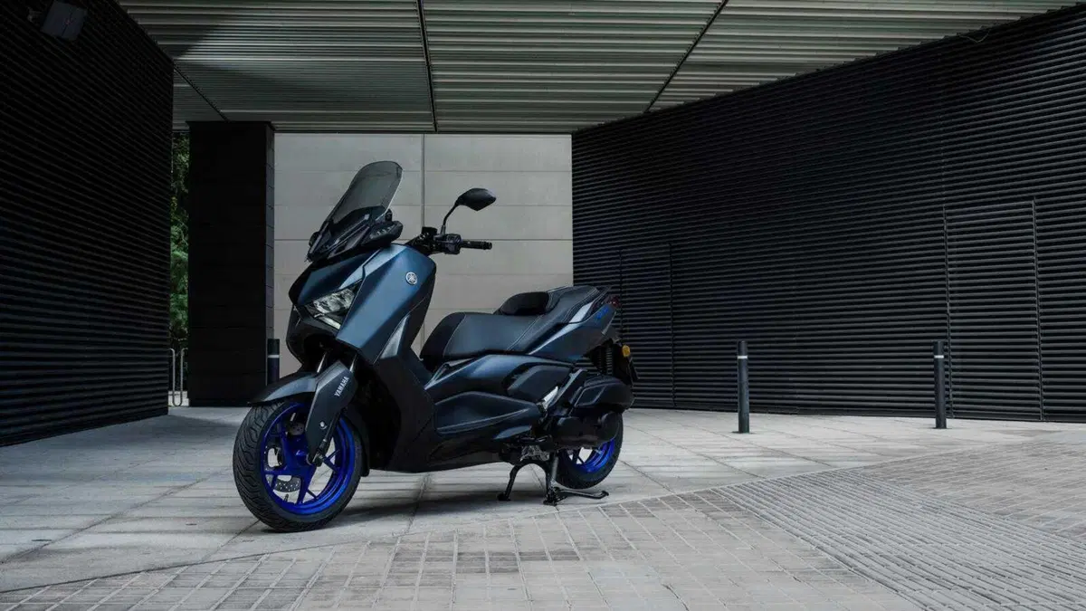 Yamaha XMAX 300 TEST: in continua evoluzione (7)