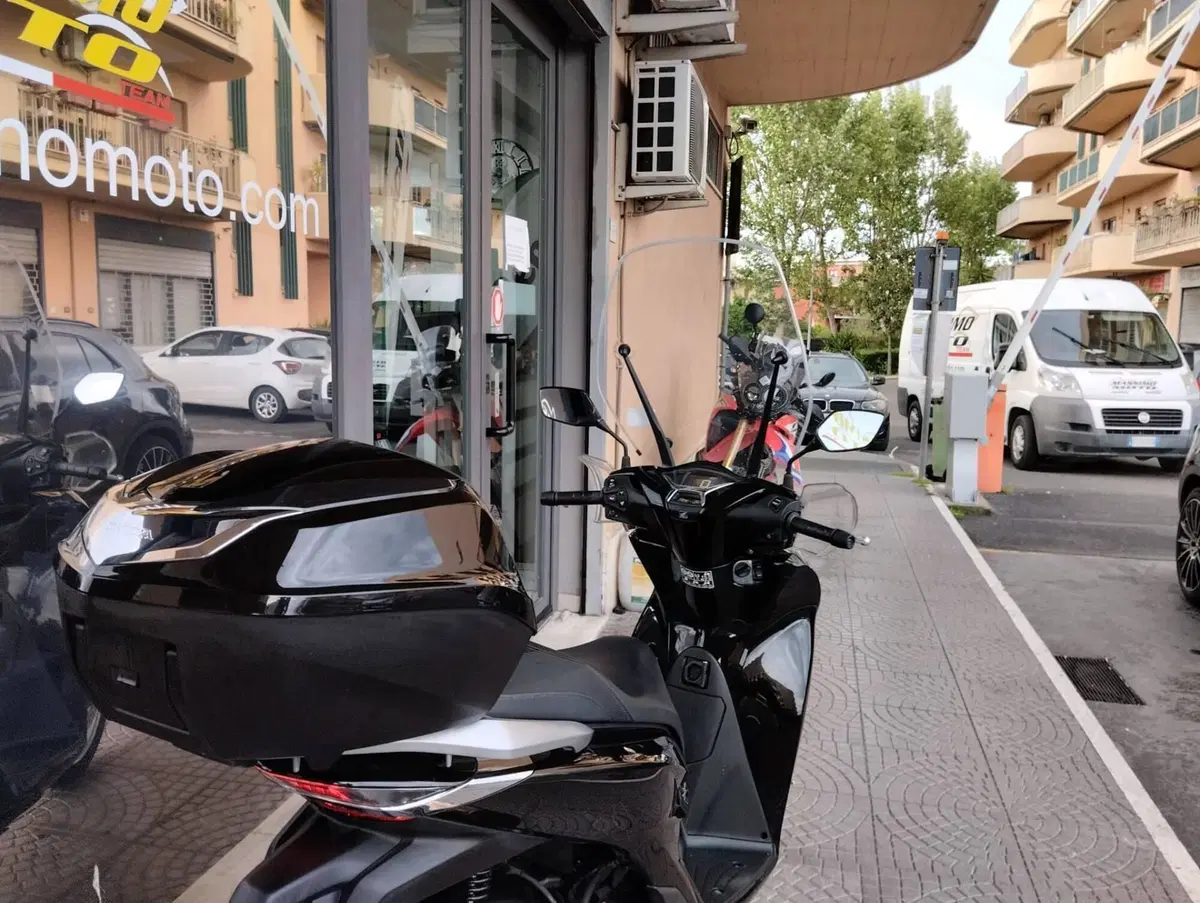 Honda SH 150i (2020 - 23) (2)