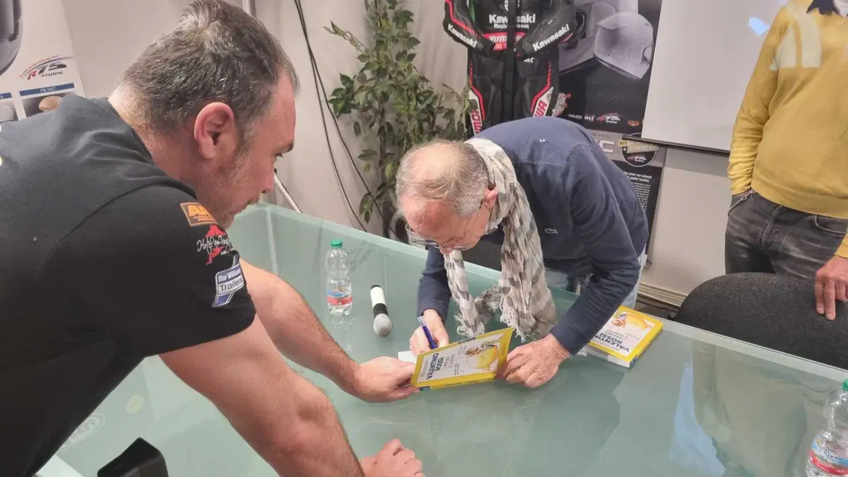Serata BER, a Modena, per presentare il mio libro (13)