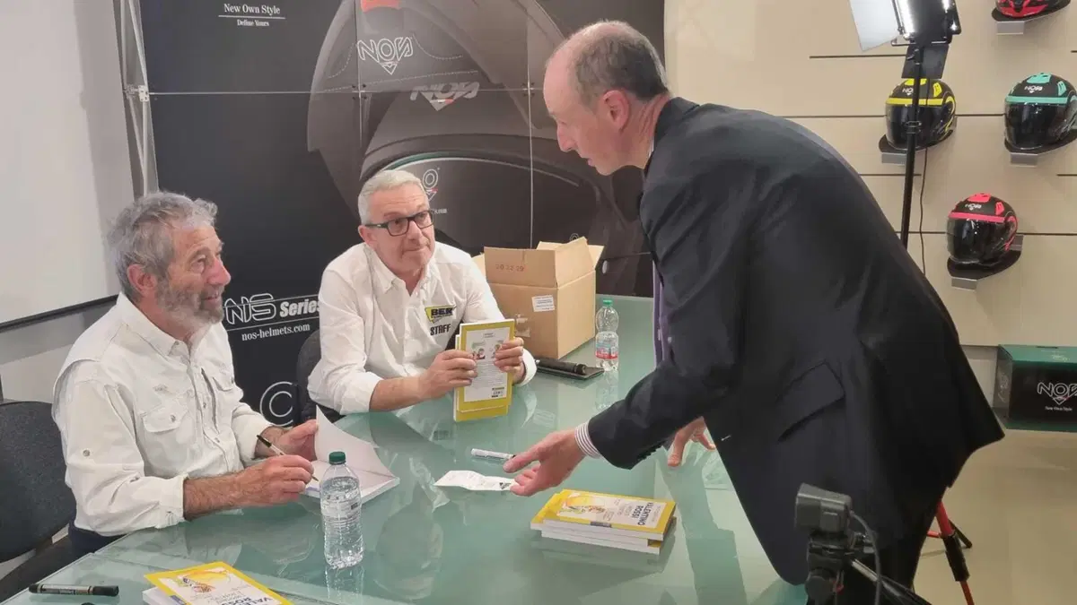 Serata BER, a Modena, per presentare il mio libro (14)