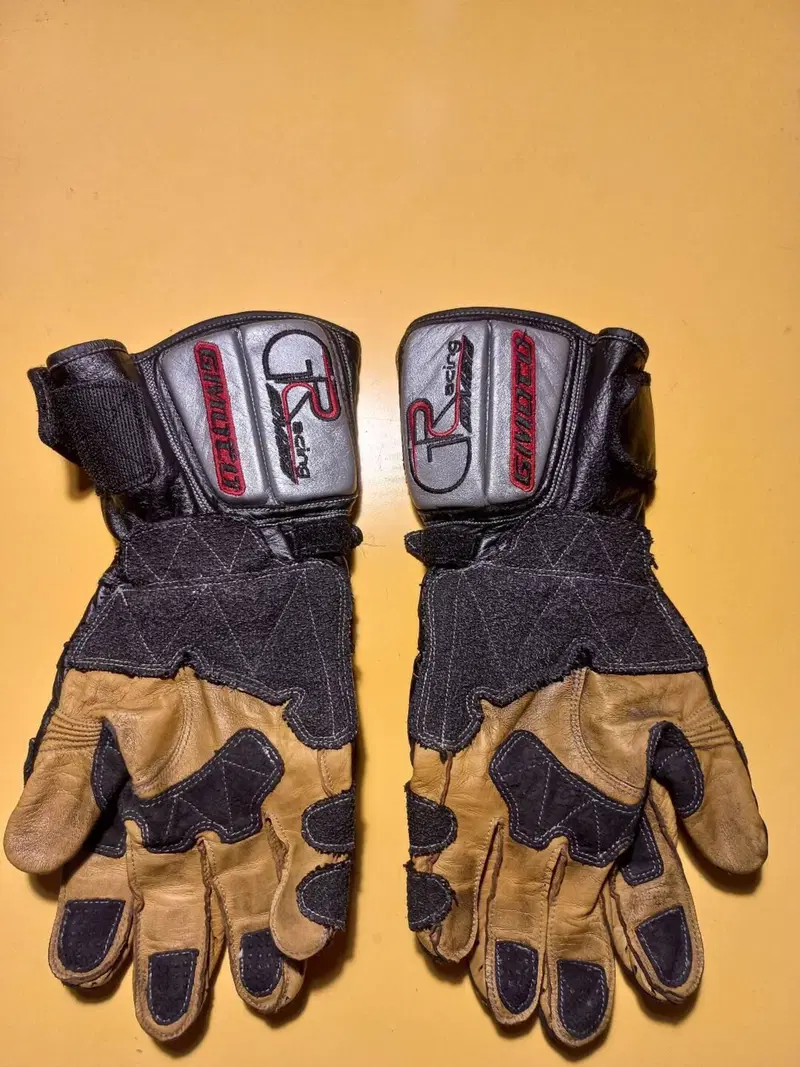 Guanti Gimoto (2)