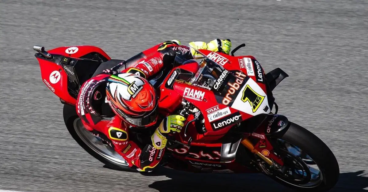 SBK 2023. GP di Spagna. Alvaro Bautista &egrave; il pi&ugrave; veloce nelle libere a Barcellona