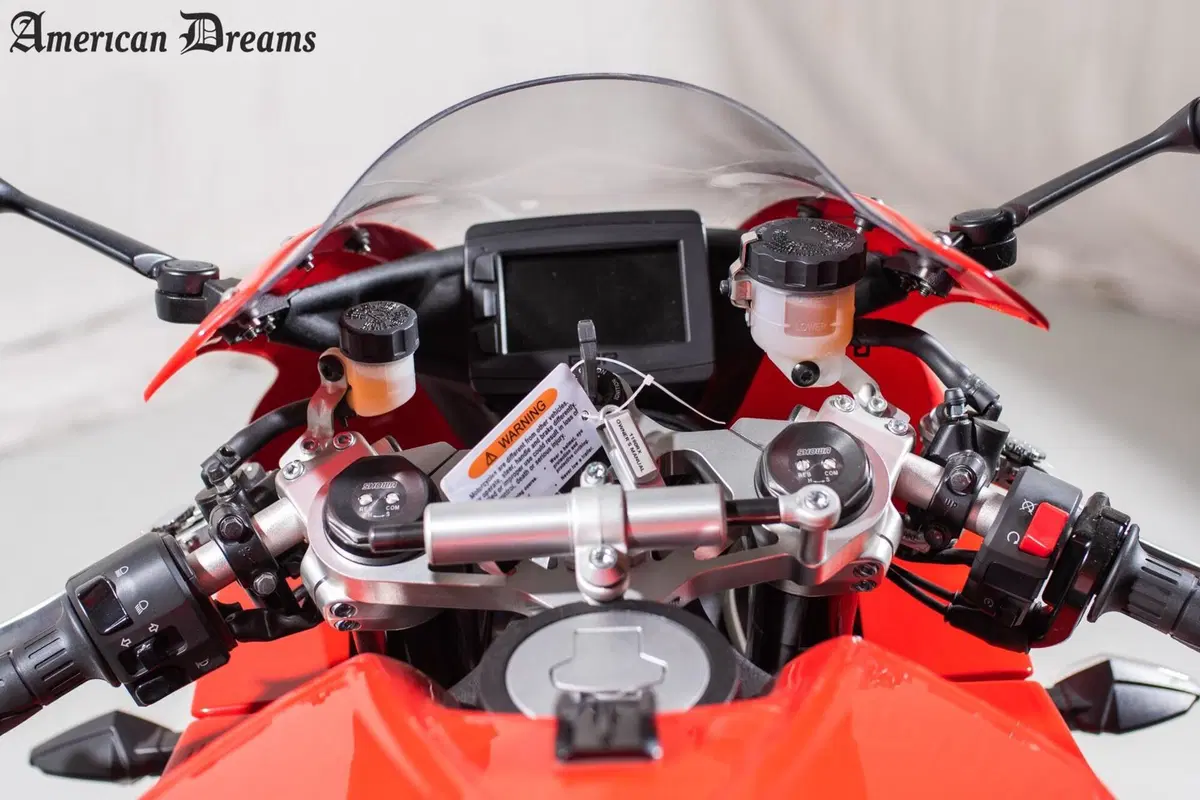 EBR - Erik Buell Racing 1190 RX (2014 - 15) (7)