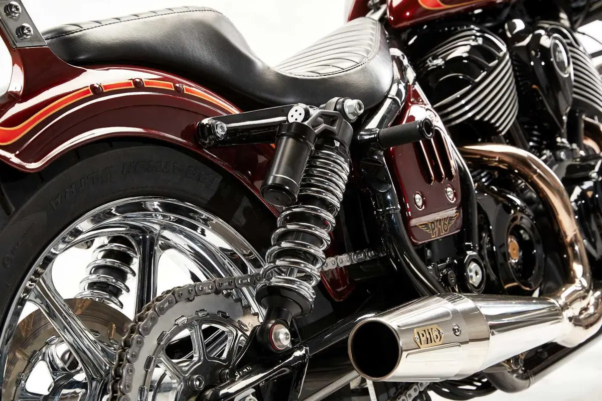 Indian Sport Chief "Forged": la prima è per l'attore Norman Reedus  (19)