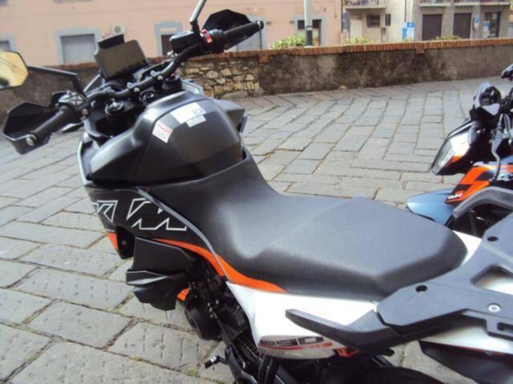 KTM 890 SMT (2023 - 24) (5)