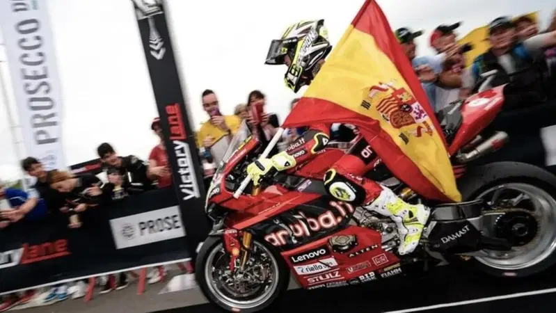 SBK 2023. GP di Spagna. Il magic moment di Alvaro Bautista: "Uno dei momenti migliori della mia carriera&rdquo;