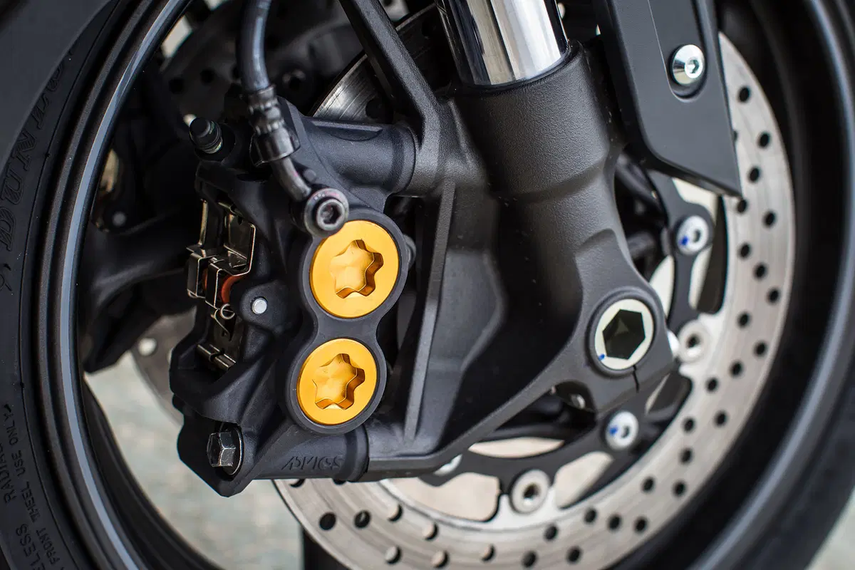Yamaha TMAX 2015  (4)