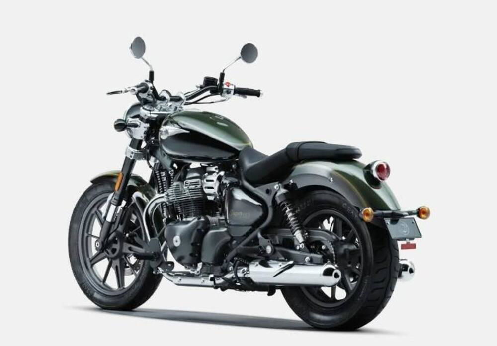 Royal Enfield Super Meteor 650 (2023 - 24) (3)