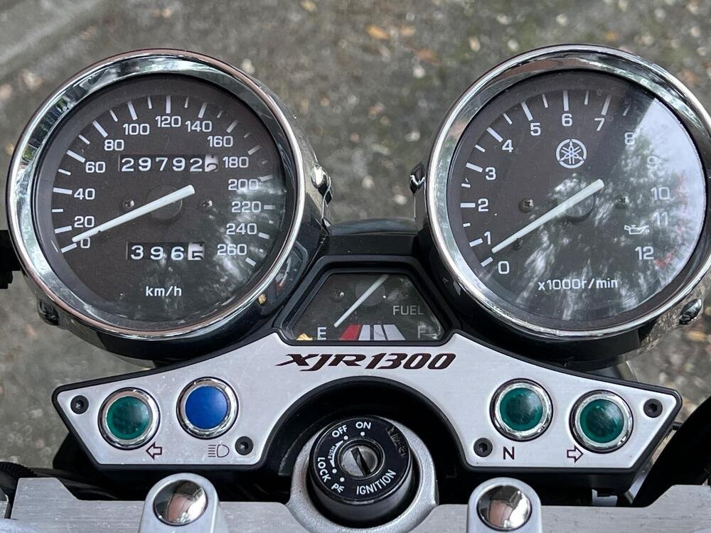 Yamaha XJR 1300 (4)