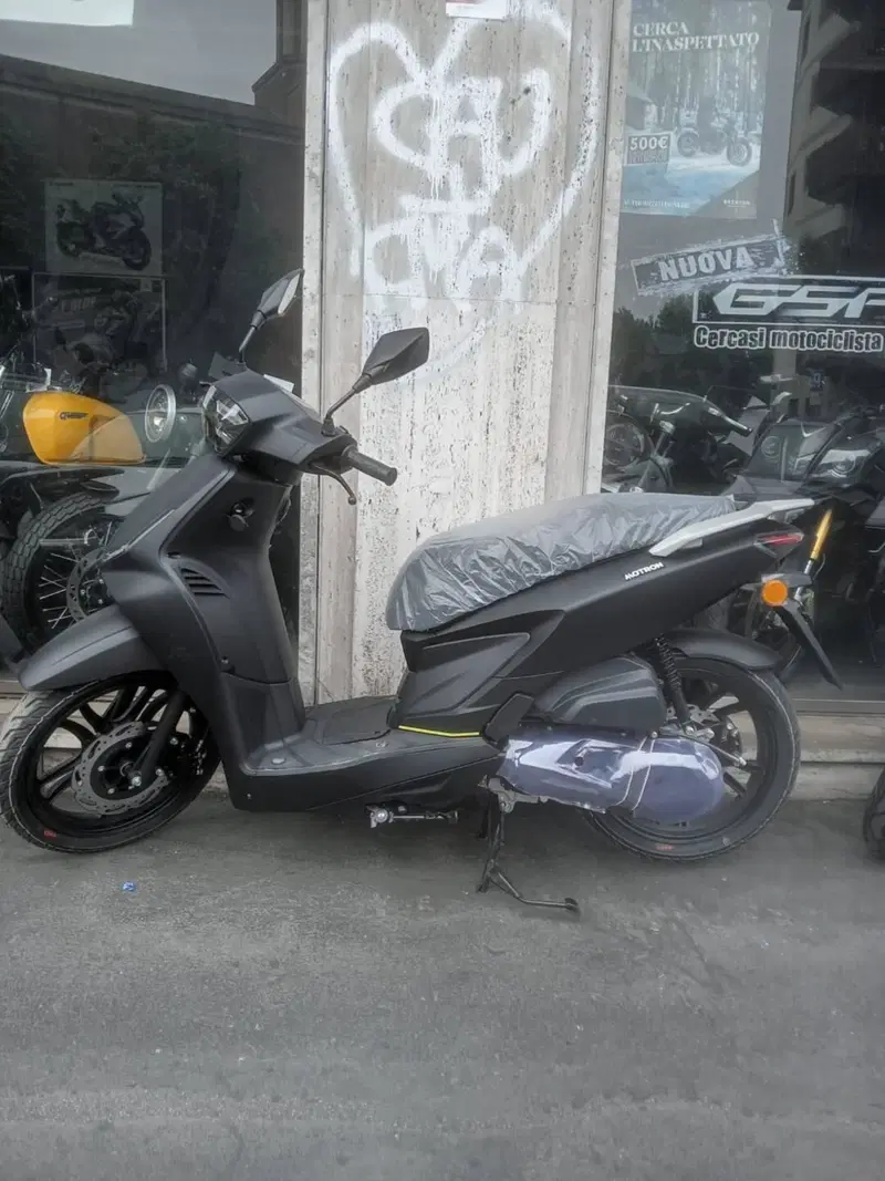 Motron Motorcycles Ventura 125 (2021 - 26) (2)