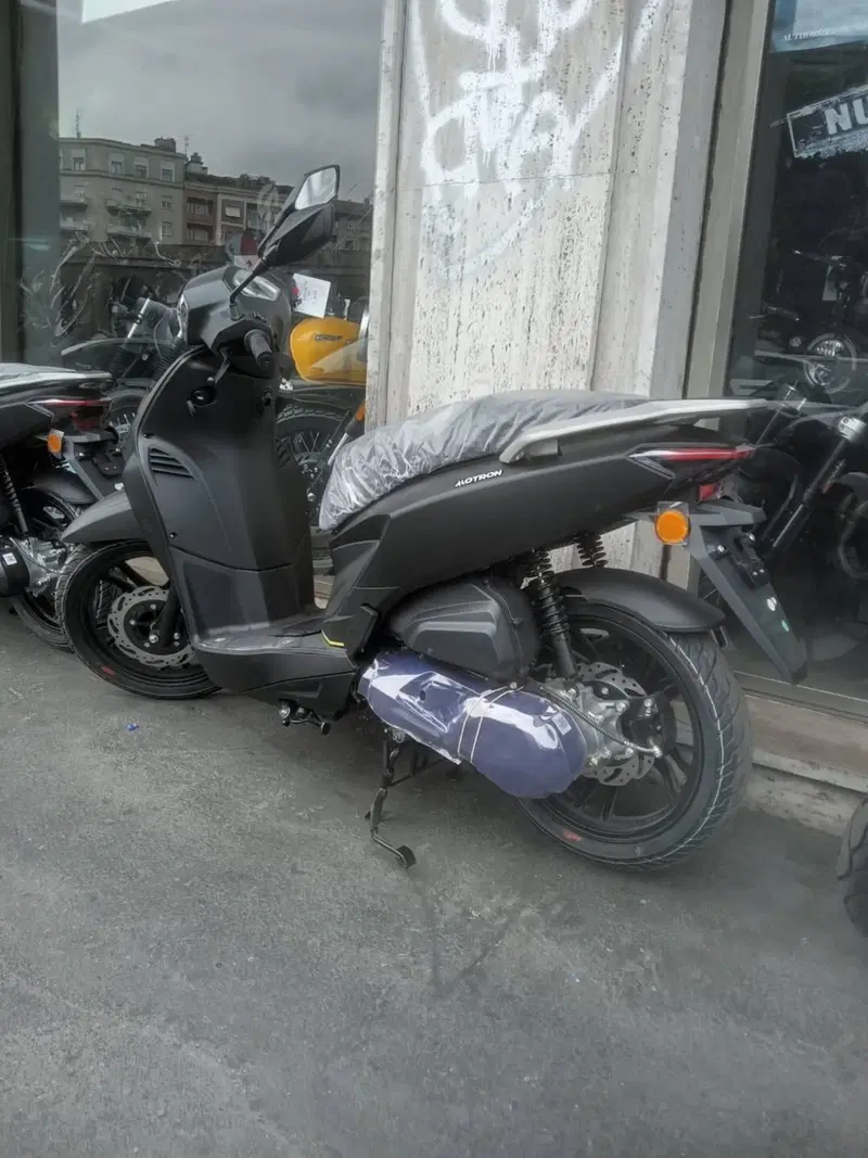Motron Motorcycles Ventura 125 (2021 - 26) (3)