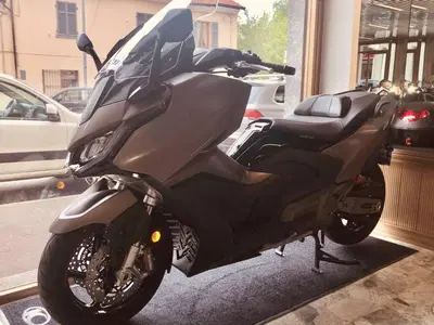 Kymco AK 550 ETS (2021 - 26) nuova
