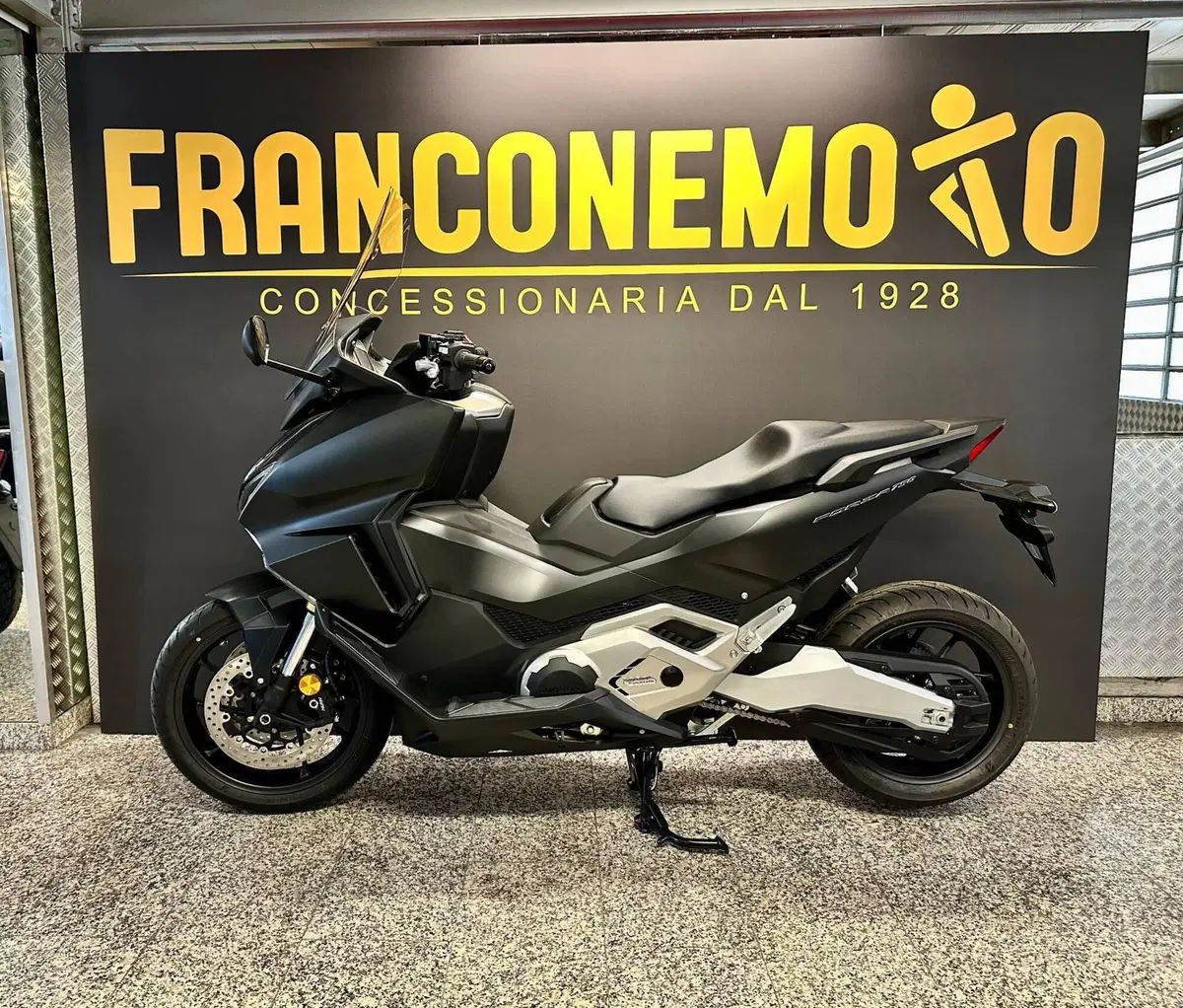 Honda Forza 750 (2025 - 26) (4)