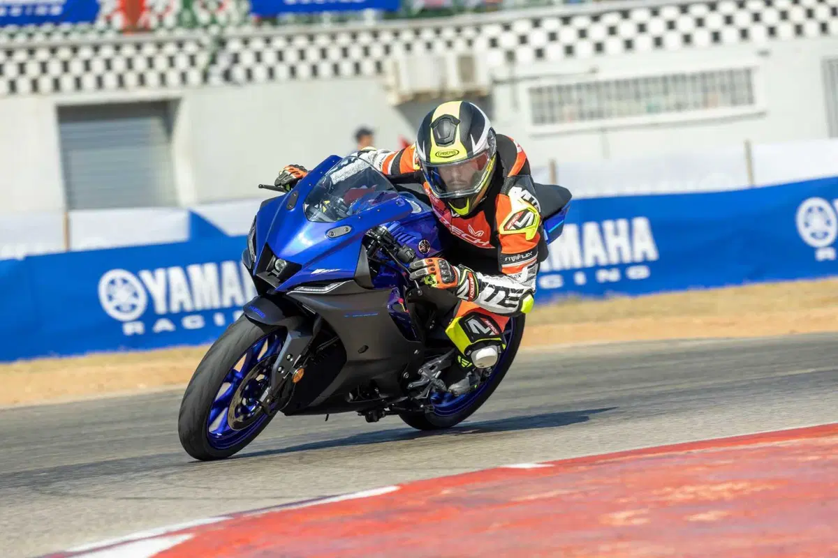 Yamaha R125 2023 TEST: divertente è dire poco (2)