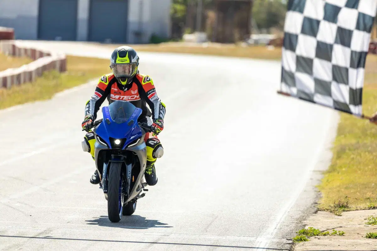 Yamaha R125 2023 TEST: divertente è dire poco (8)