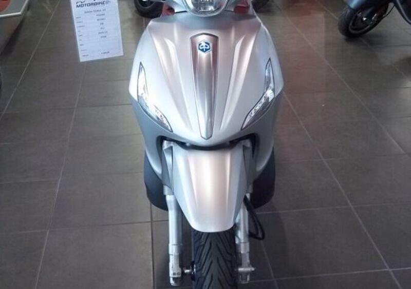 Vendo Piaggio Beverly 350 SportTouring ie (2011 - 15) usata a San