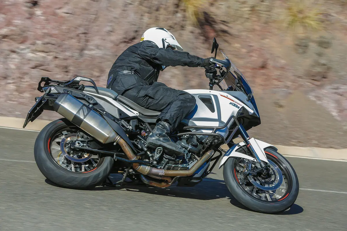 KTM 1290 Super Adventure (3)
