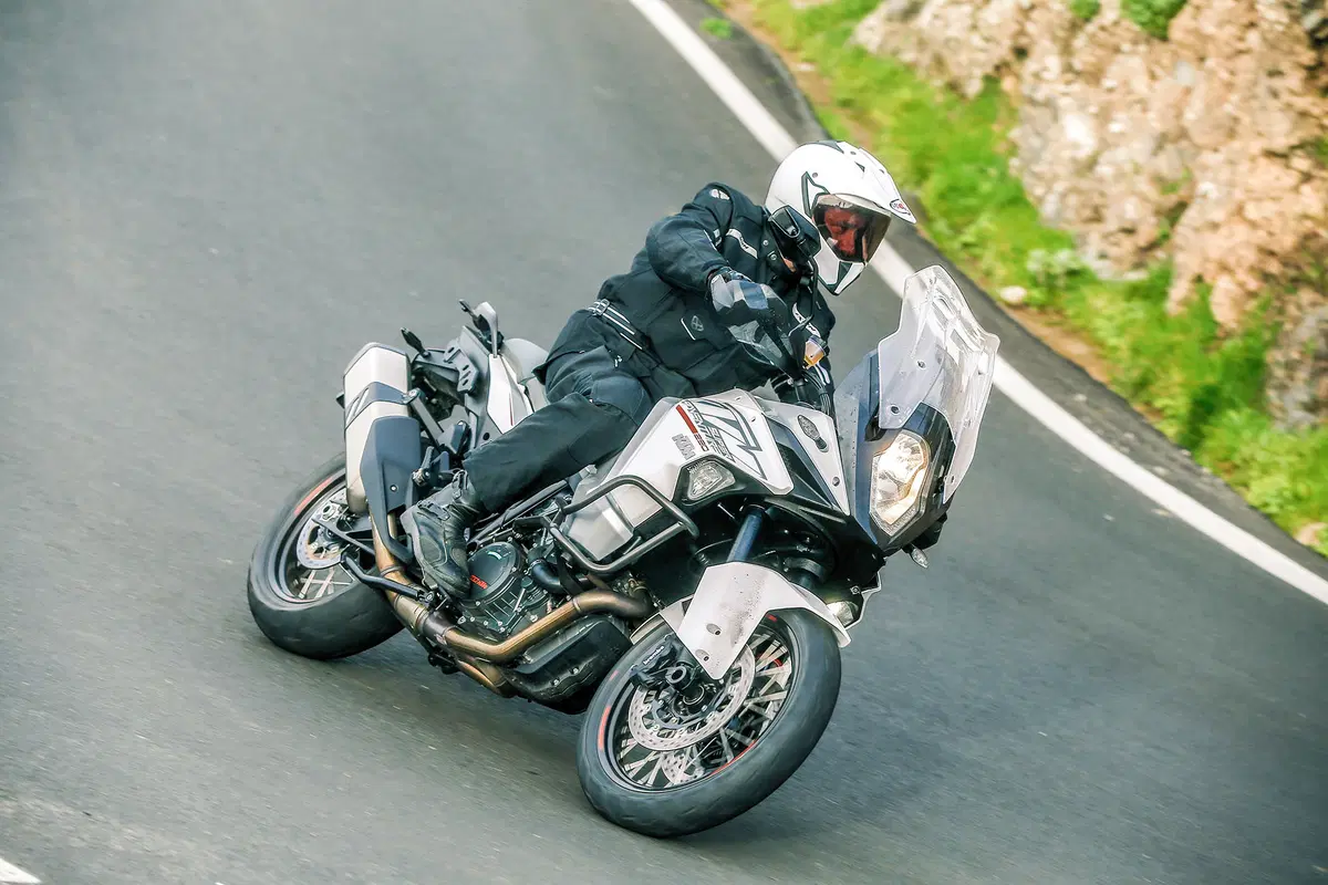 KTM 1290 Super Adventure (5)