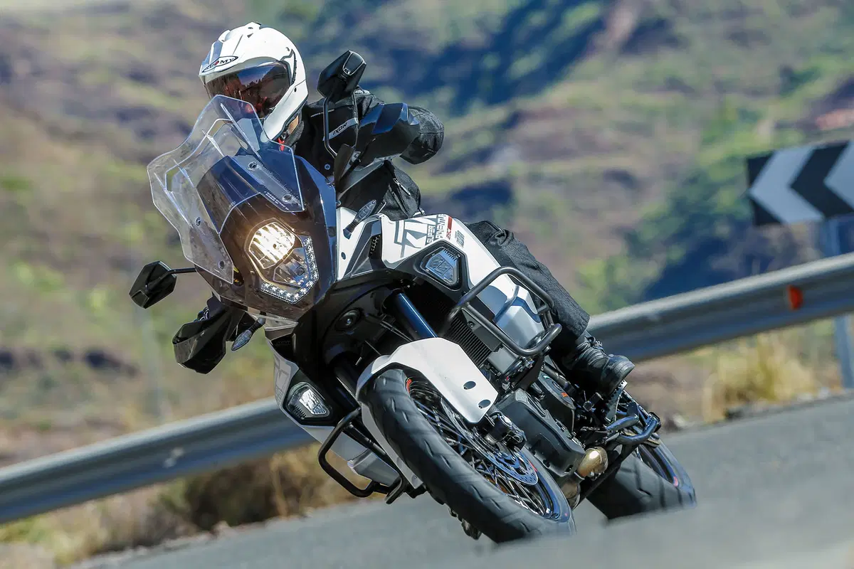 KTM 1290 Super Adventure (2)