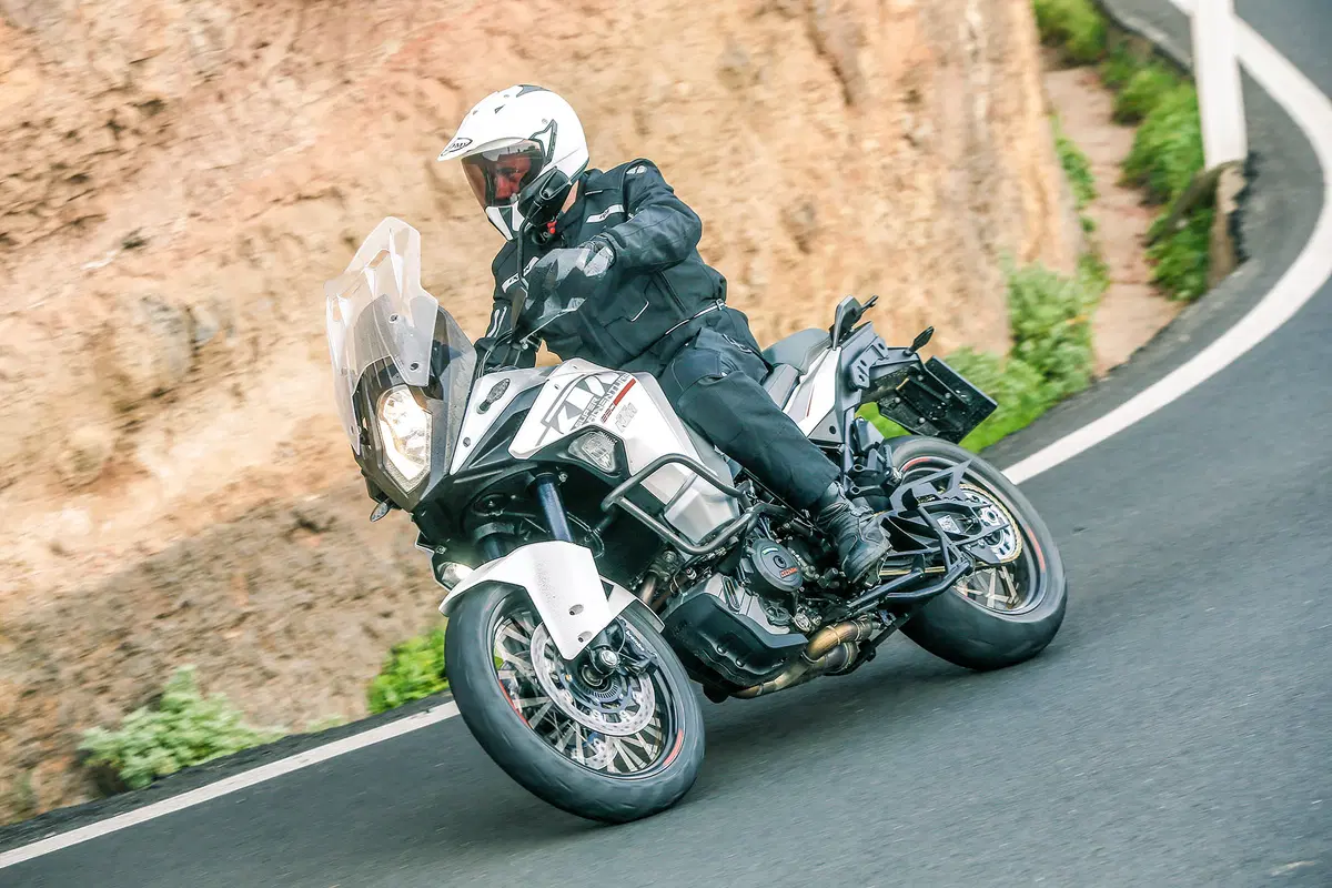 KTM 1290 Super Adventure (4)