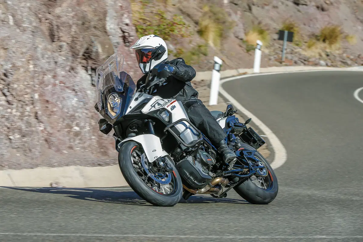 KTM 1290 Super Adventure (7)