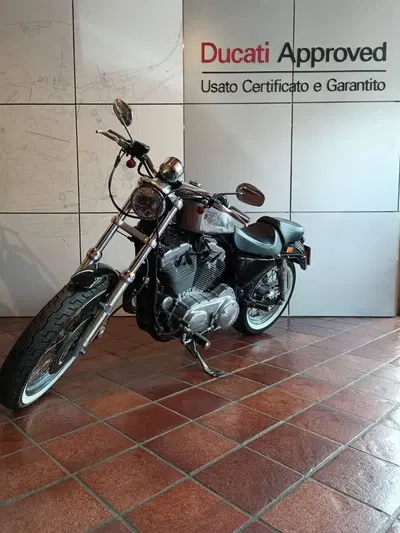 Harley-Davidson 883 Custom (2001 - 05) - XL 53C usata