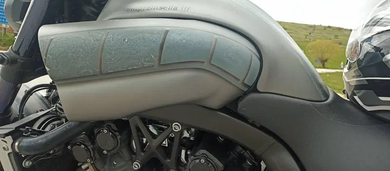 Yamaha VMAX (2008 - 17) (14)