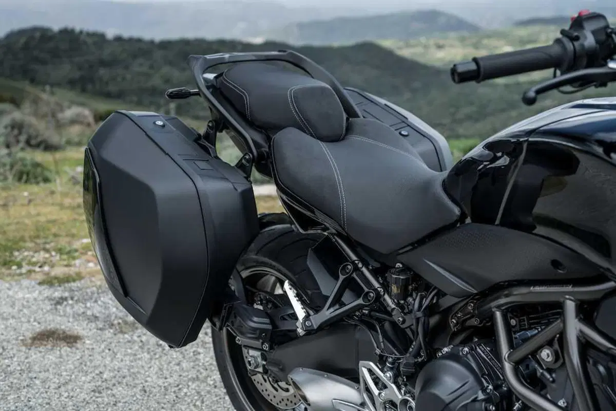 Yamaha Niken GT: Come lei...solo lei! (16)