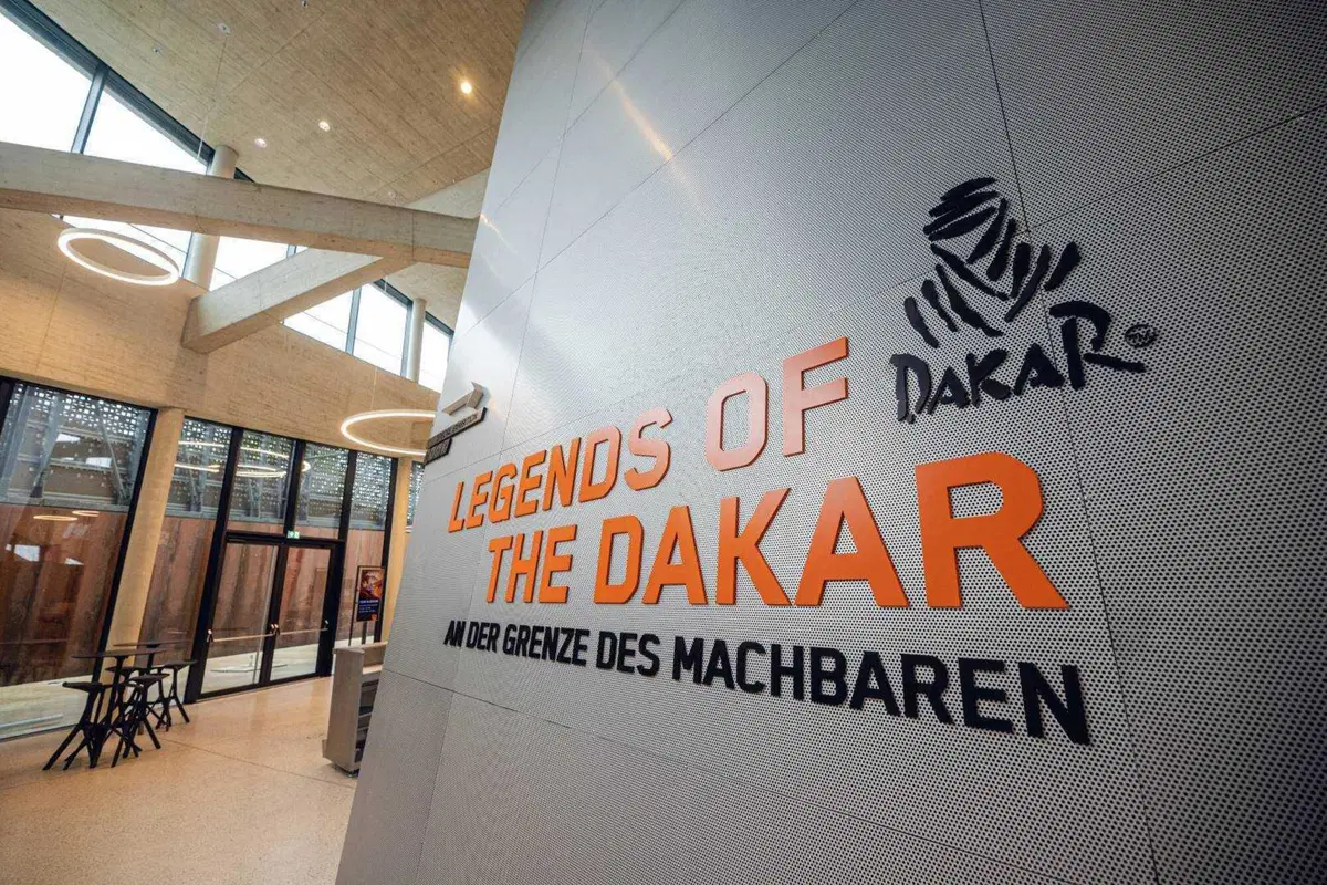 “Leggende della Dakar”, è la Mostra di KTM Motohall (4)