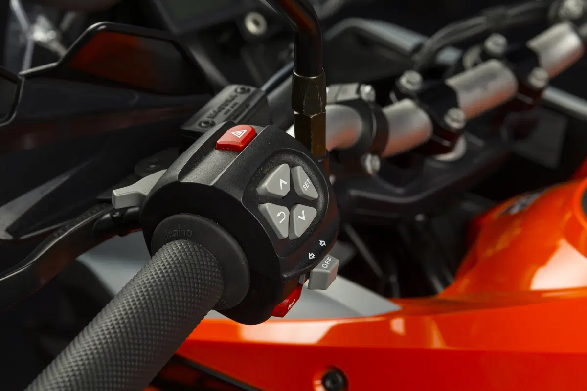 KTM 1050 Adventure (11)