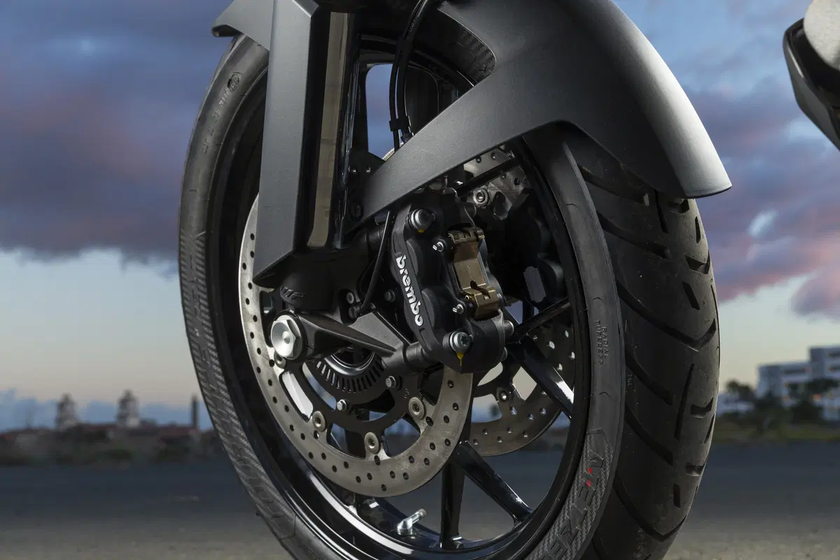 KTM 1050 Adventure (17)