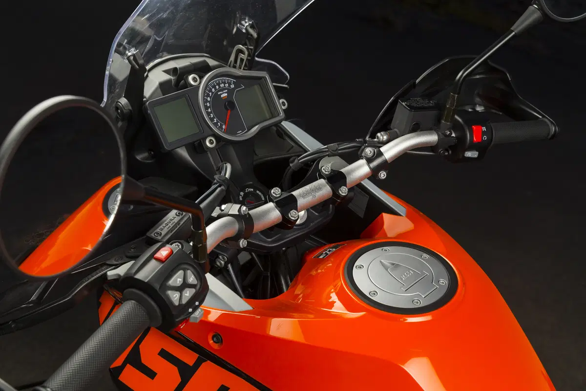 KTM 1050 Adventure (14)