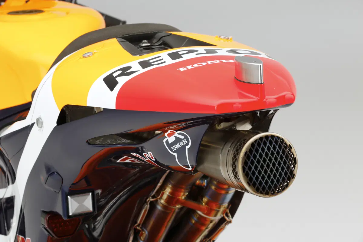 La moto di Marquez, Honda RC213V. Tutti i dati svelati (10)