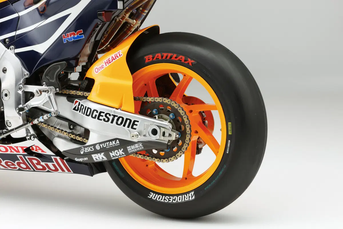 La moto di Marquez, Honda RC213V. Tutti i dati svelati (22)