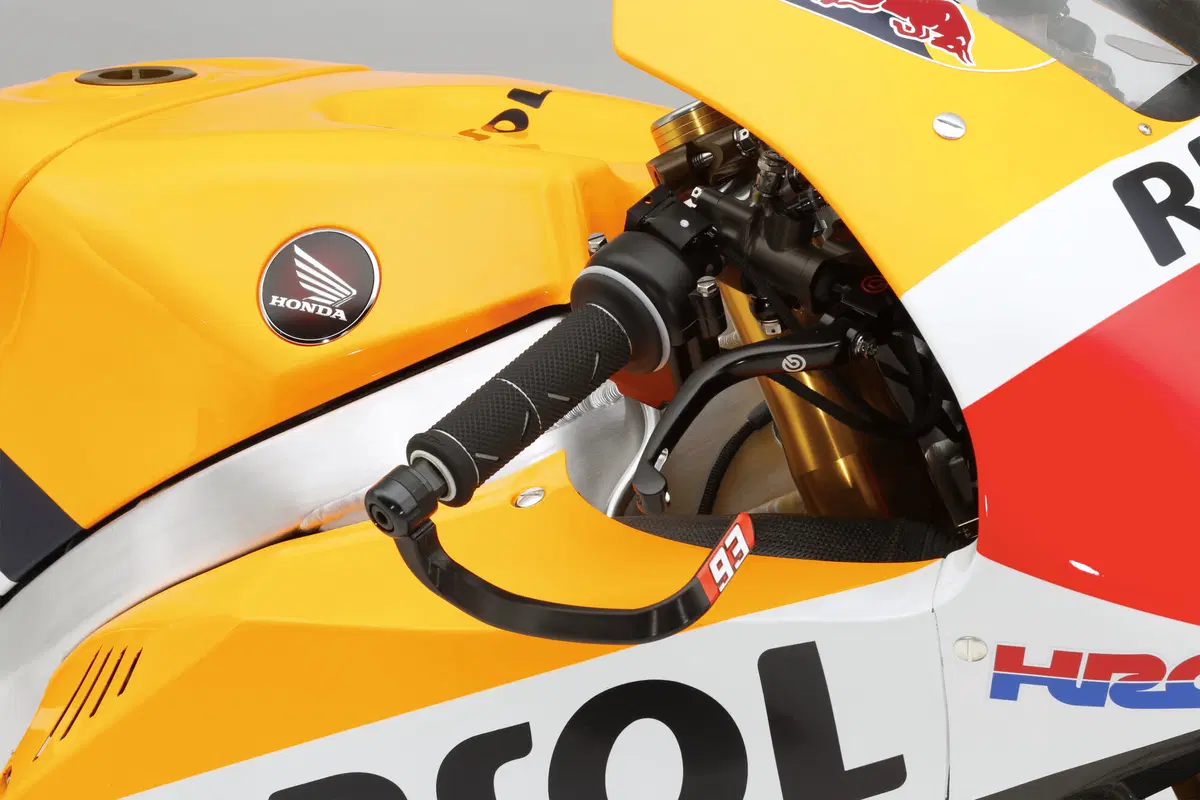 La moto di Marquez, Honda RC213V. Tutti i dati svelati (36)