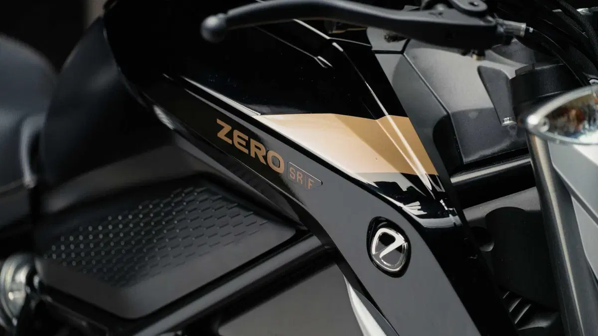 Zero SR-F SR-F (2019 - 25) (6)