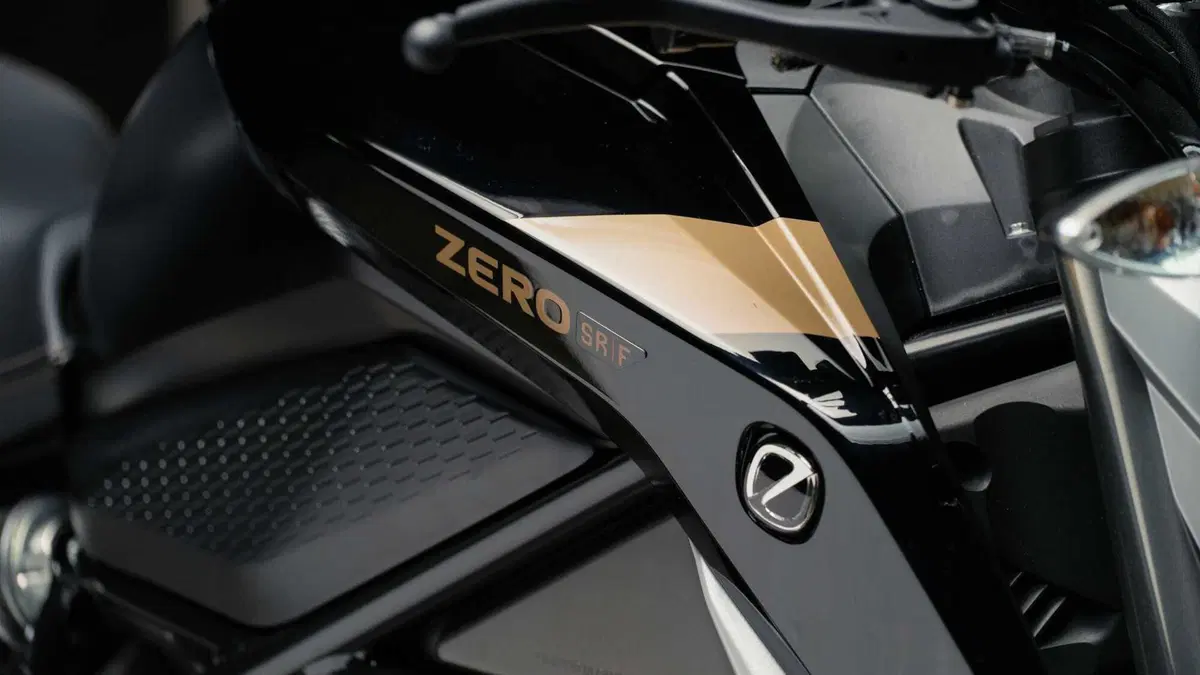 Zero SR-F SR-F (2019 - 25) (7)