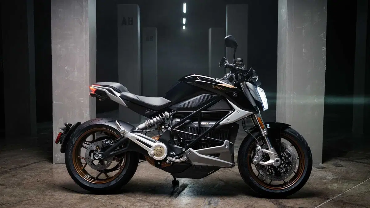 Zero SR-F SR-F (2019 - 25) (2)