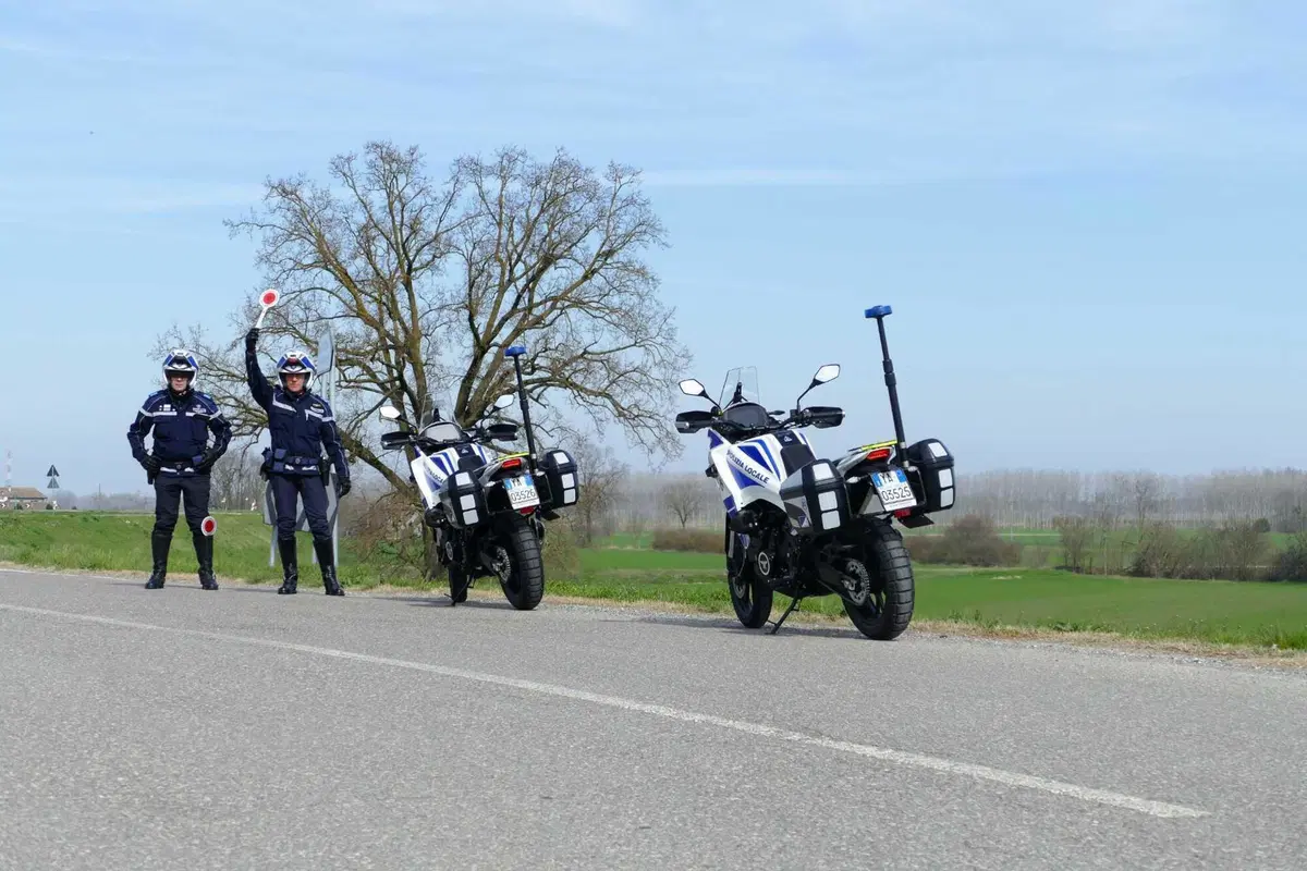 Moto Morini, con la sua iconica X-Cape, partner della polizia locale insieme a Bertazzoni  (25)