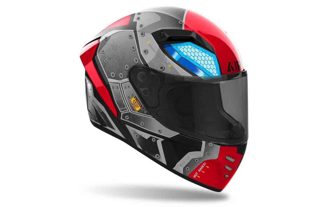 AIROH presenta Connor, la nuova proposta strada con omologazione ECE 2206