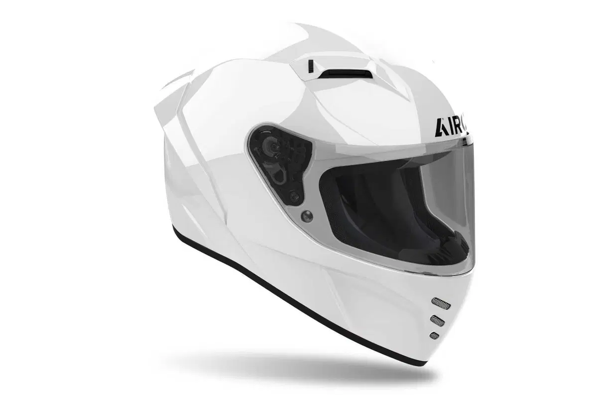 AIROH presenta Connor, la nuova proposta strada con omologazione ECE 2206 (5)