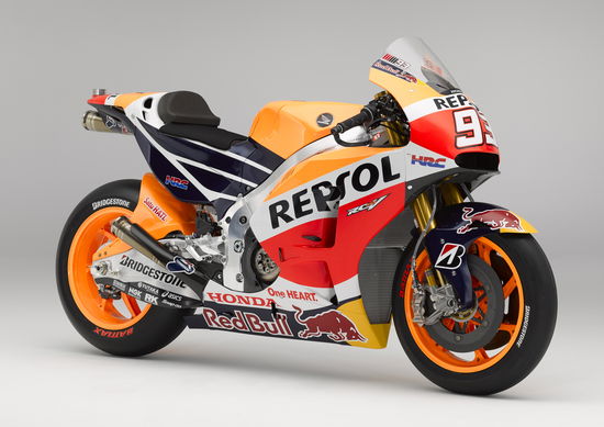 La moto di Marquez, Honda RC213V. La scheda tecnica e le foto