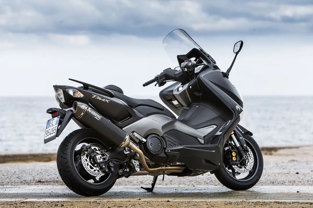 Yamaha TMAX 2015  (18)