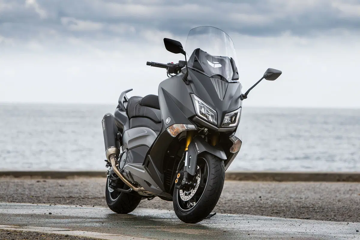 Yamaha TMAX 2015  (20)