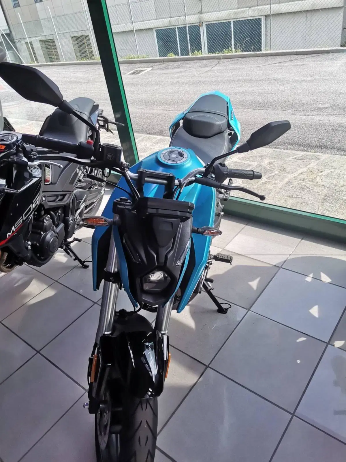 Voge Brivido 125R (2023 - 26) (2)