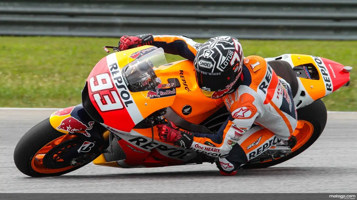MotoGP. Test di Sepang, Day 1. Rossi è il più veloce della mattinata (3)