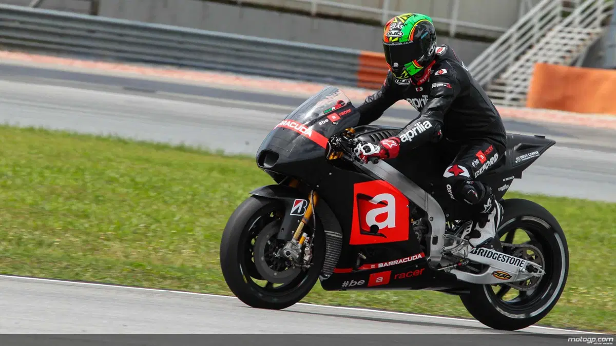 MotoGP. Test di Sepang, Day 1. Rossi è il più veloce della mattinata (5)