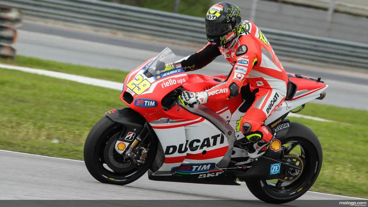 MotoGP. Test di Sepang, Day 1. Rossi è il più veloce della mattinata (32)